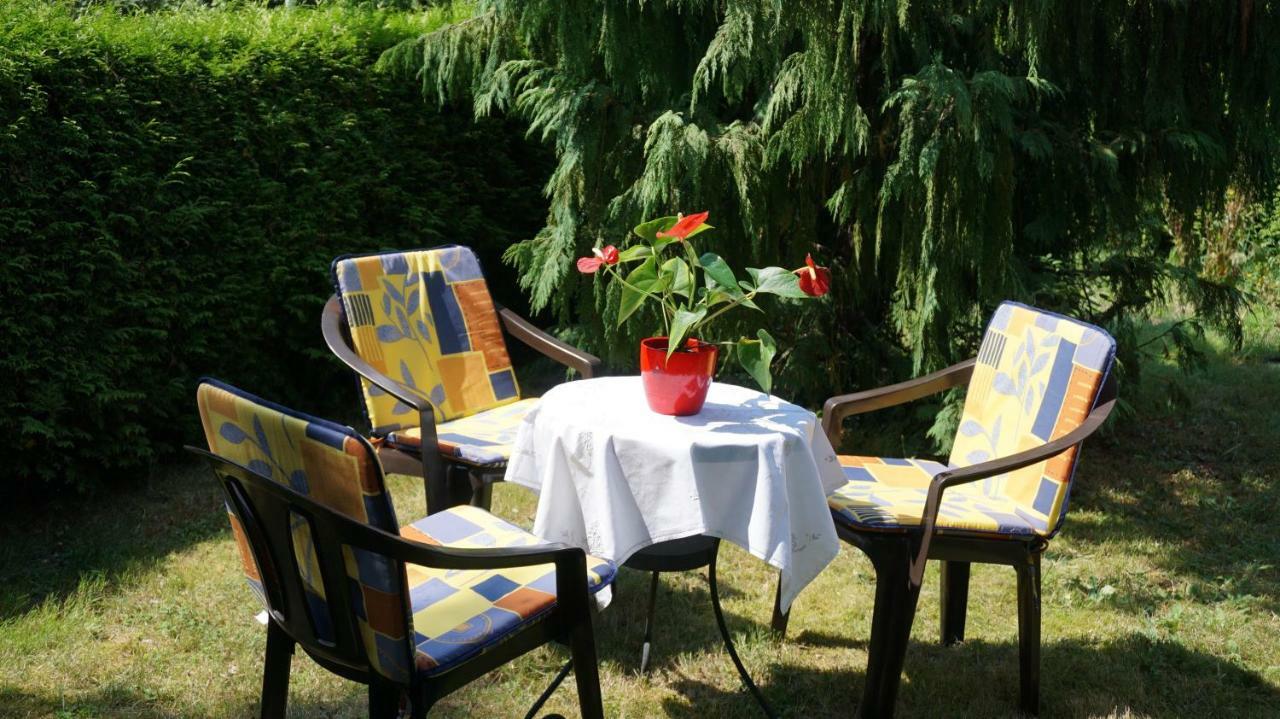 Gaestezimmer Charlotte Bed & Breakfast *
